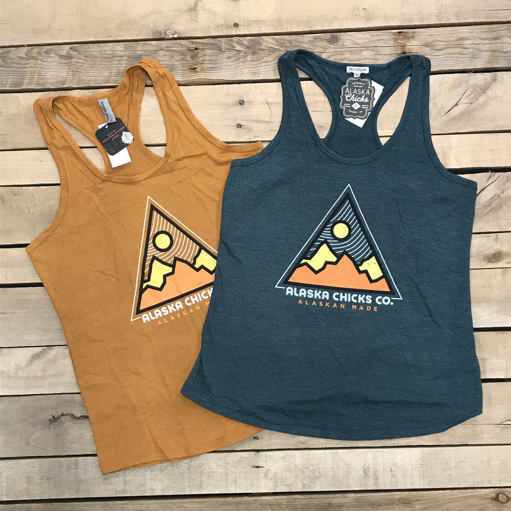 Pyramid Medallion Tank