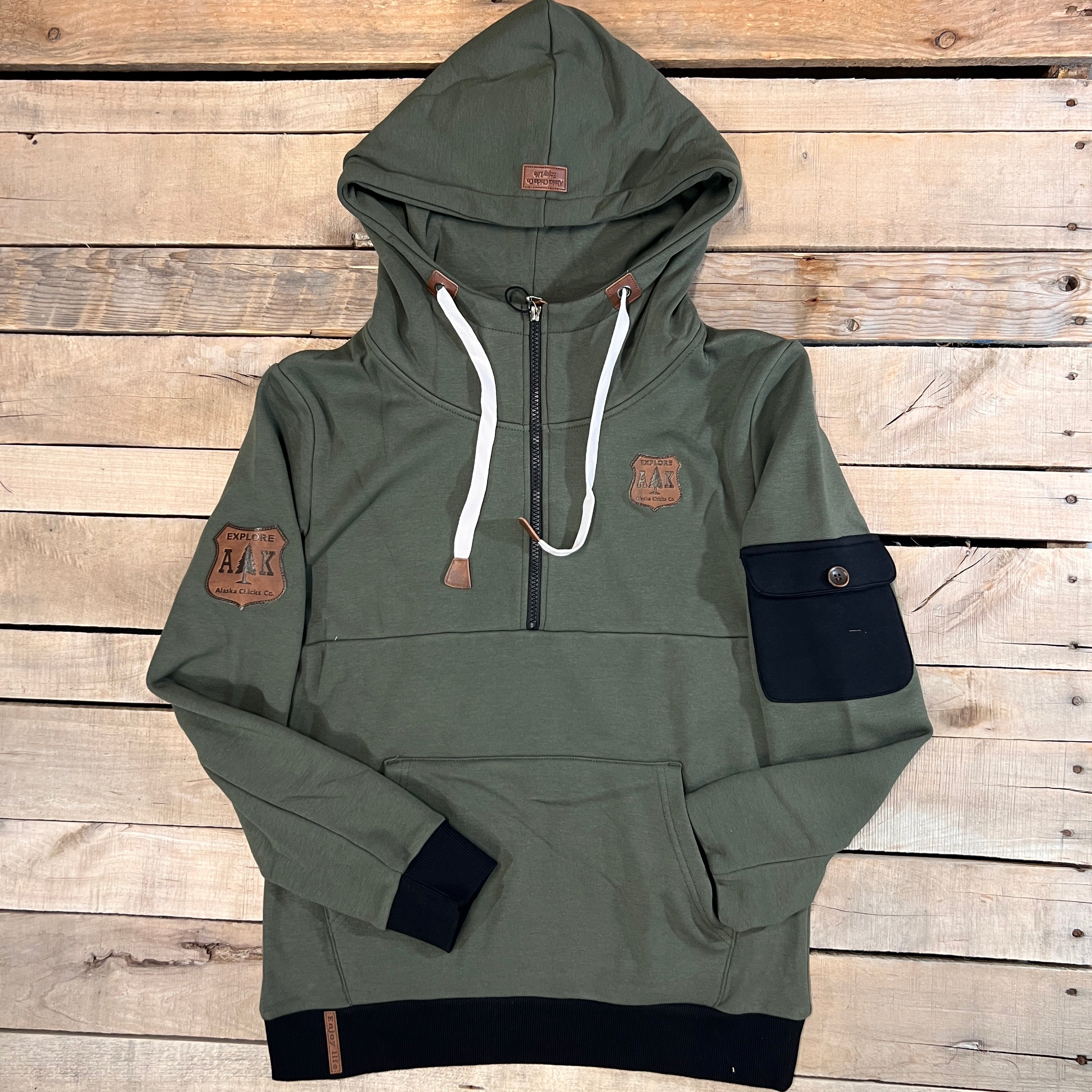 Solid Half Zip Hoodie – Alaska Chicks Co