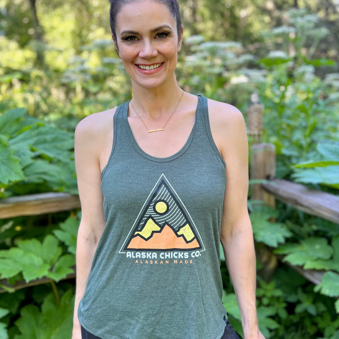 Pyramid Medallion Tank