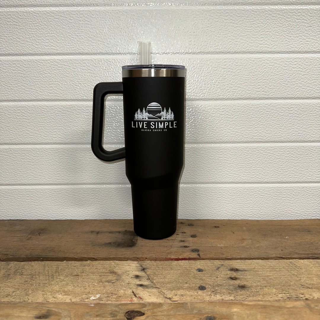 Alaskan Tumbler With Straw