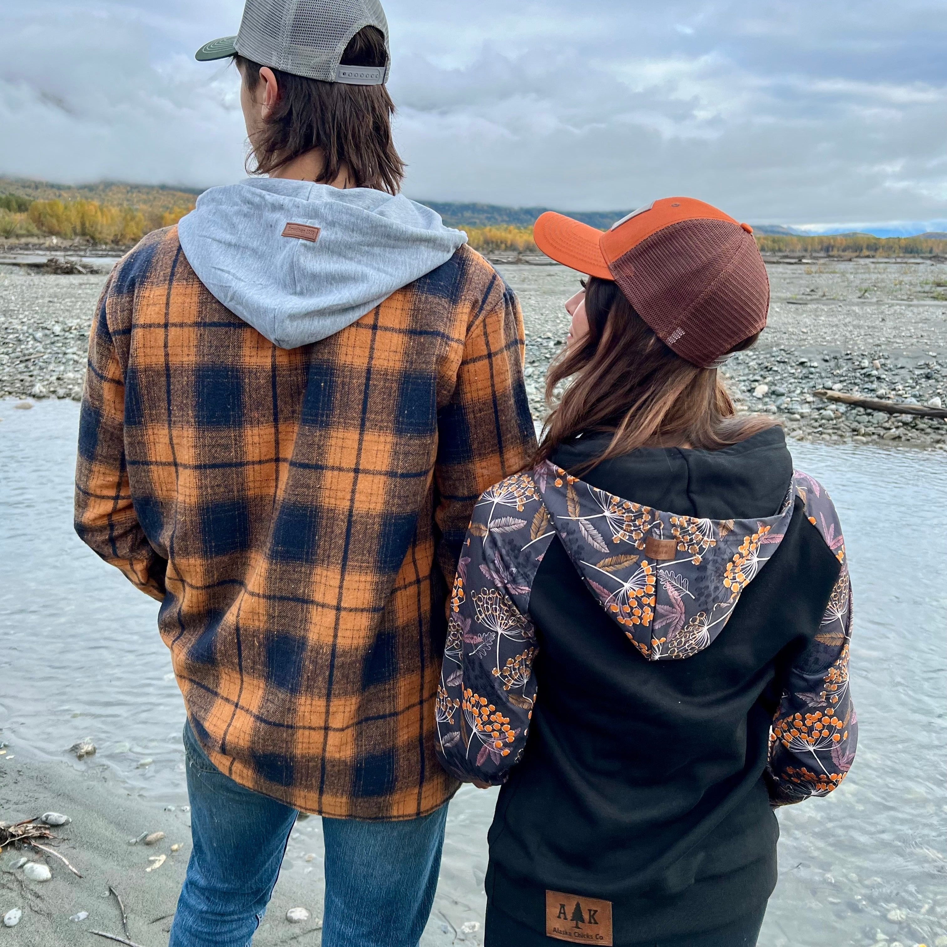 Wild Parsnip Sleeve Hoodie – Alaska Chicks Co