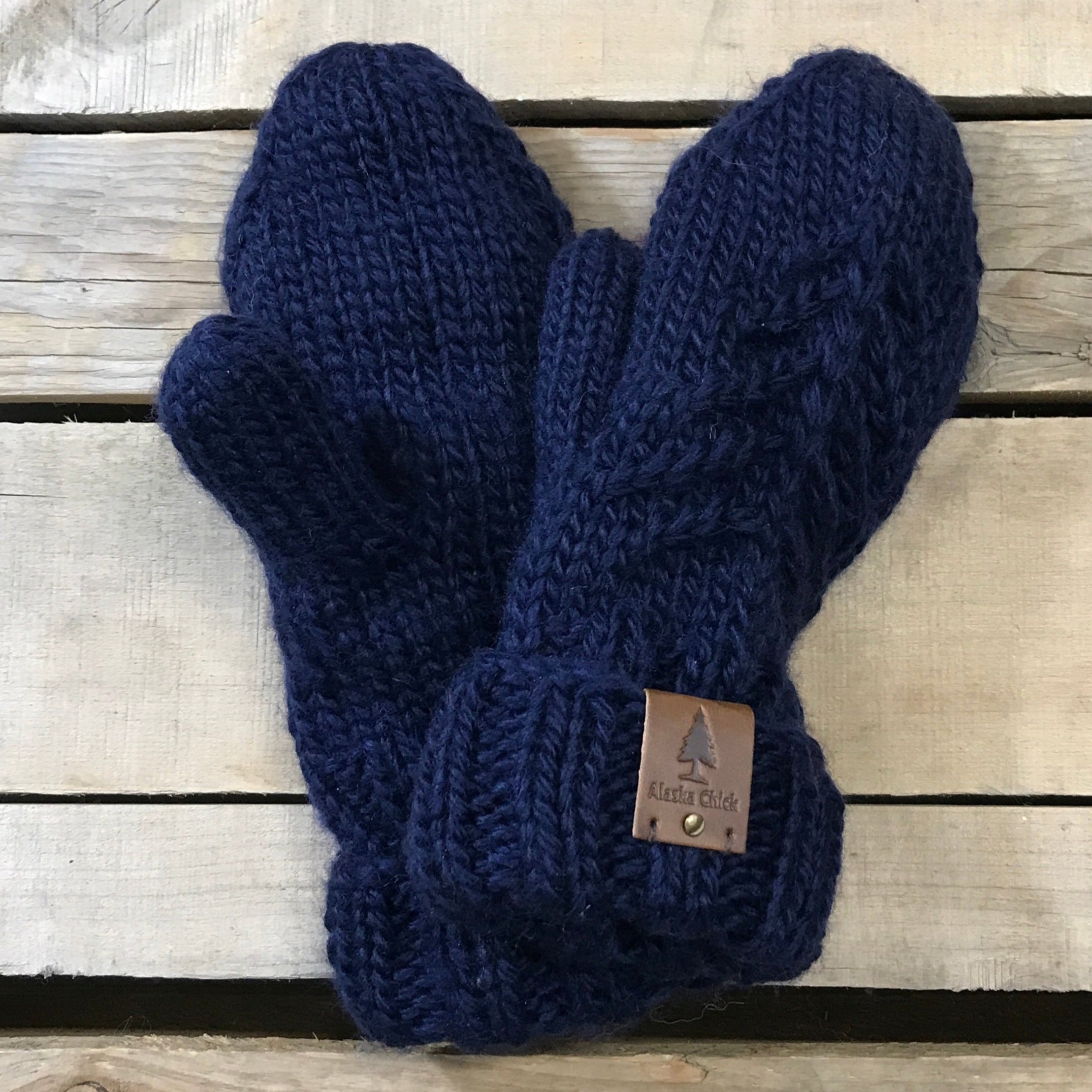 Single Tree Fleece-Lined Mittens – Alaska Chicks Co